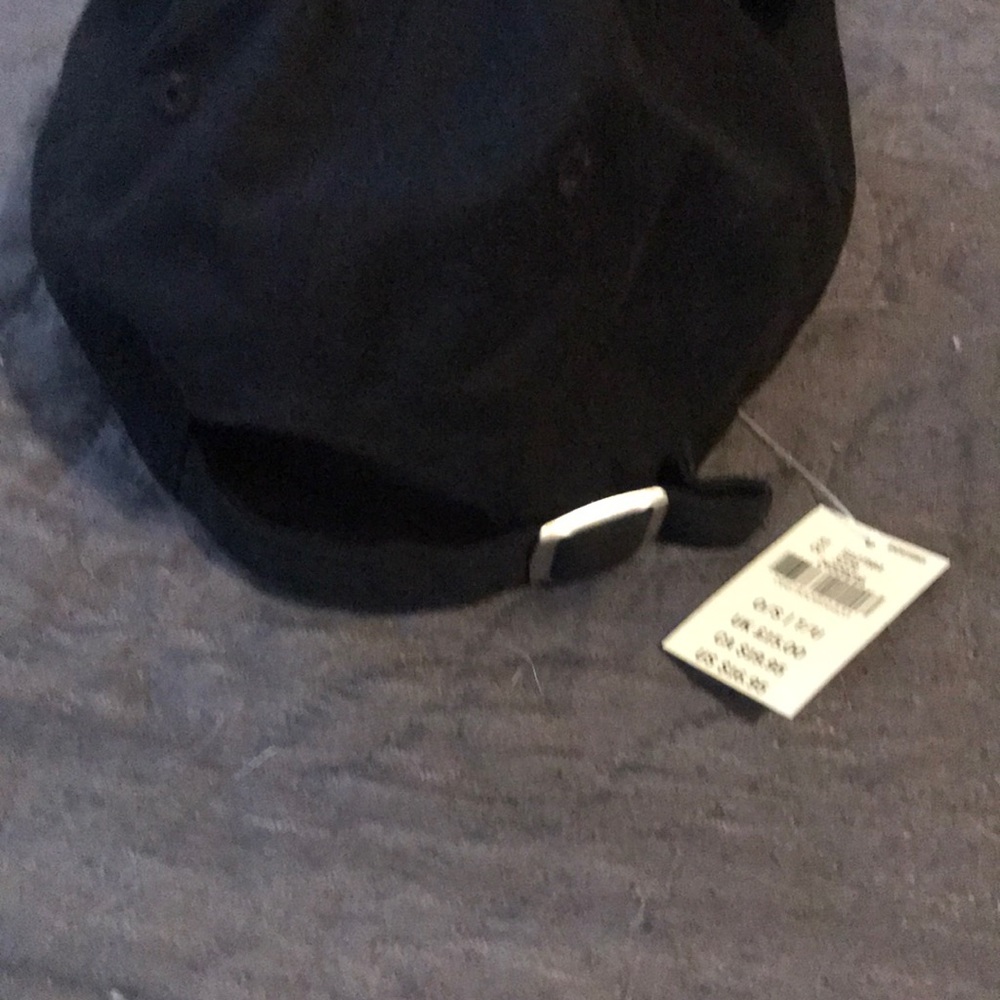 Pink hat P logo - Picture 4 of 4